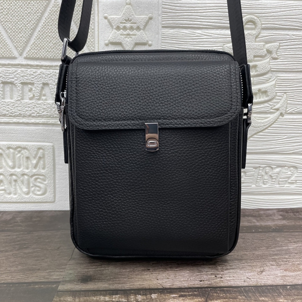 スーパーコピーブランドバッグ背面デザイン